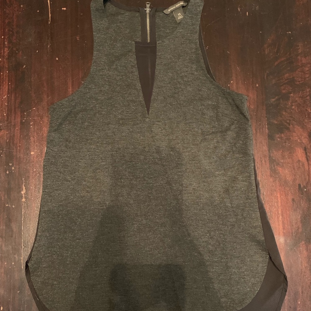 Banana republic blouse with zipper in back
